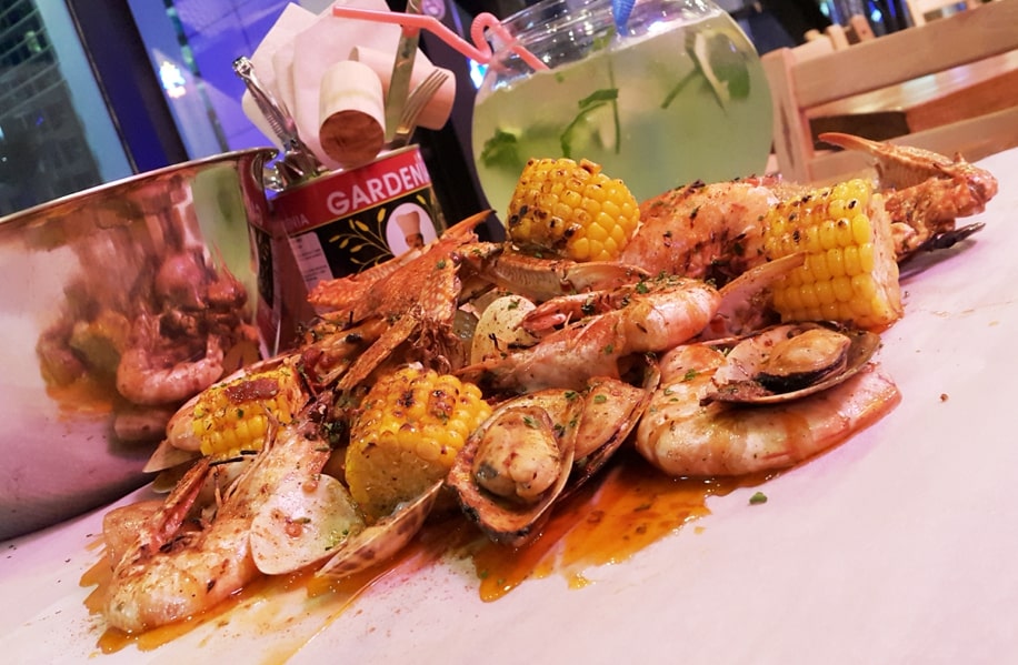 Dampa Seafood Grill Dubai