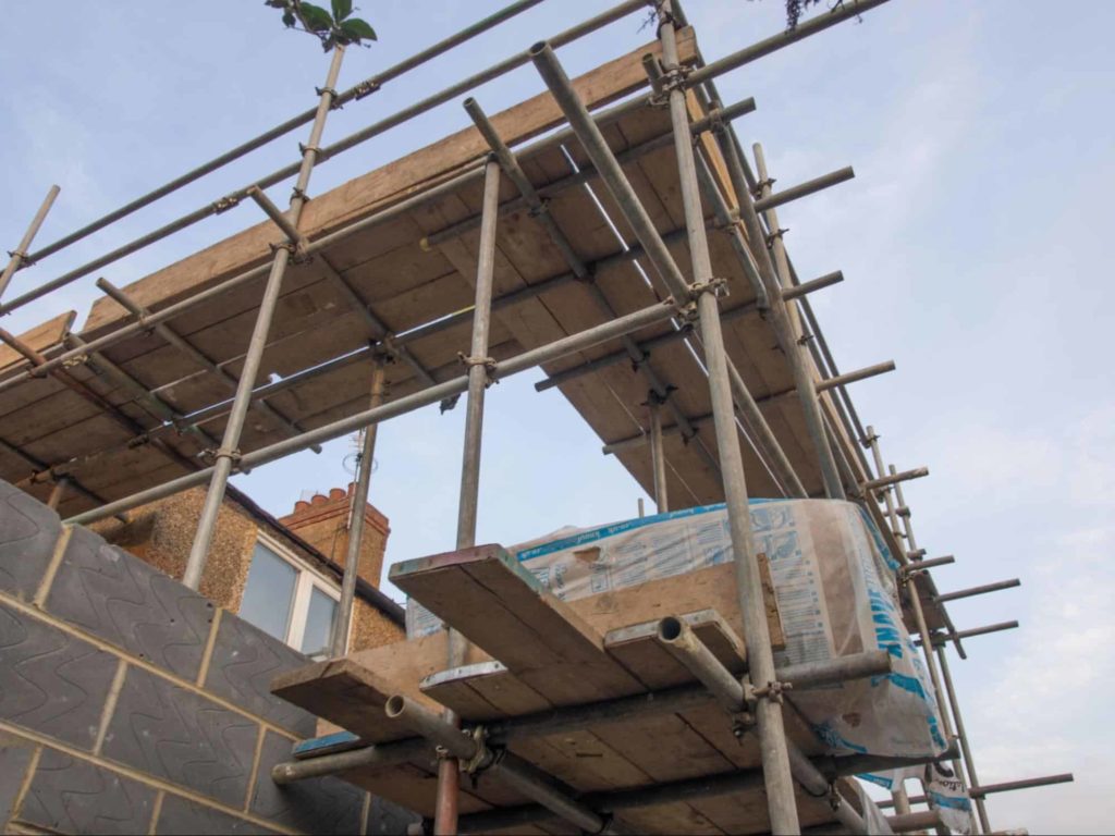 Ready to Move-In Versus Off-Plan Houses