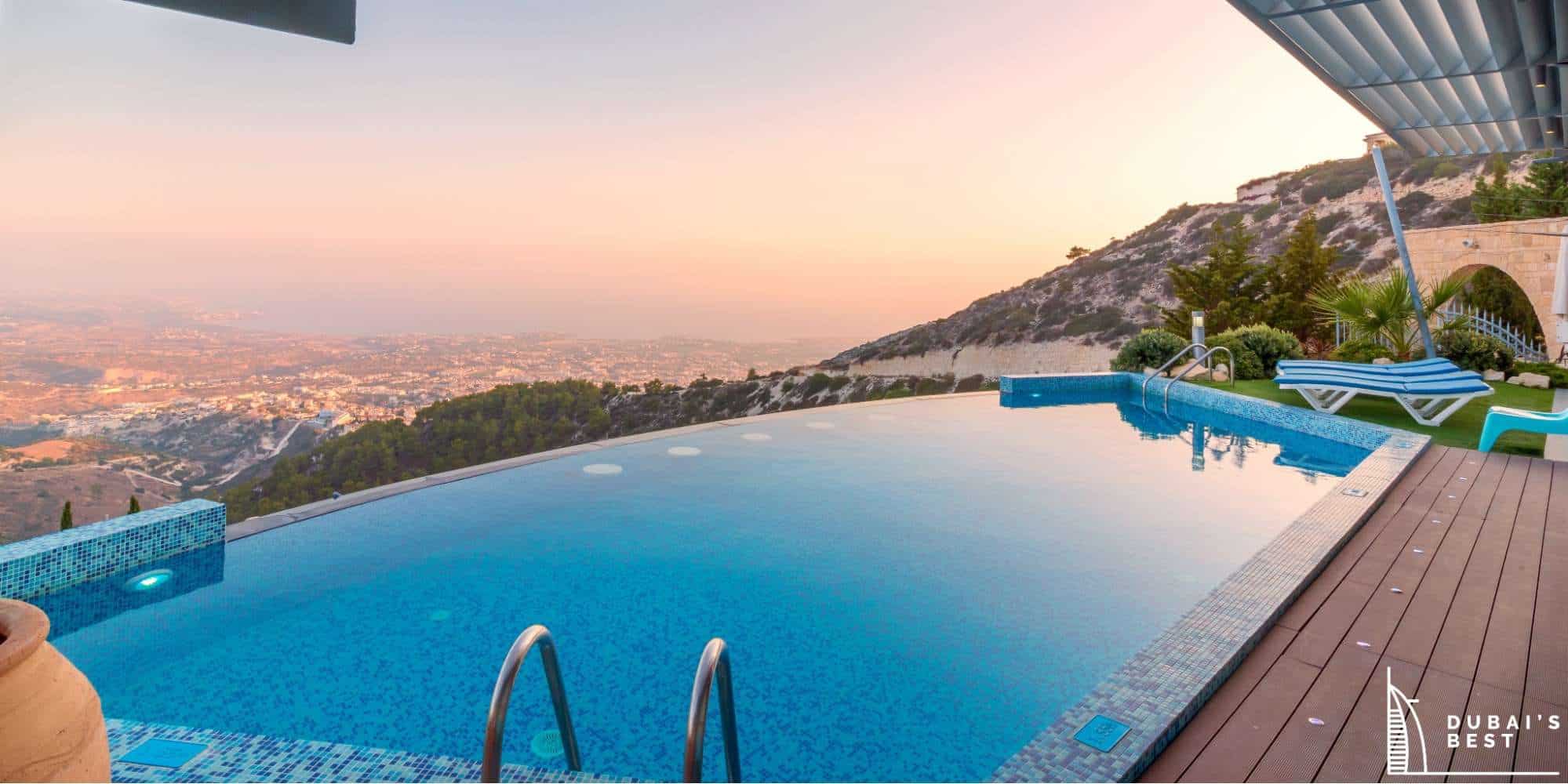 Checking out the Best Infinity Pools in Dubai