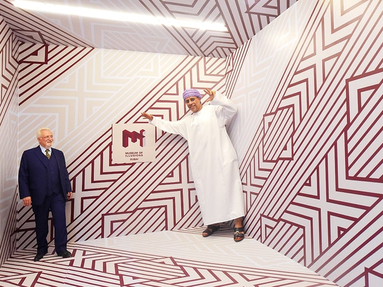 Be Amazed by Optical Illusions