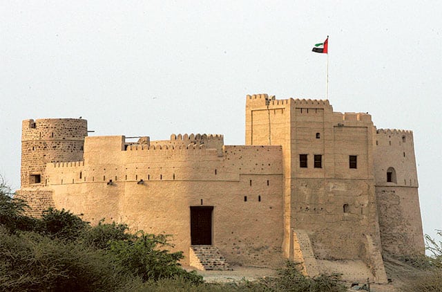Wander around Fujairah Fort