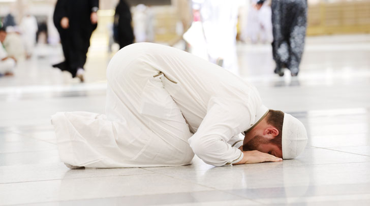 Muslims Follow Important Practices During Prayer Time