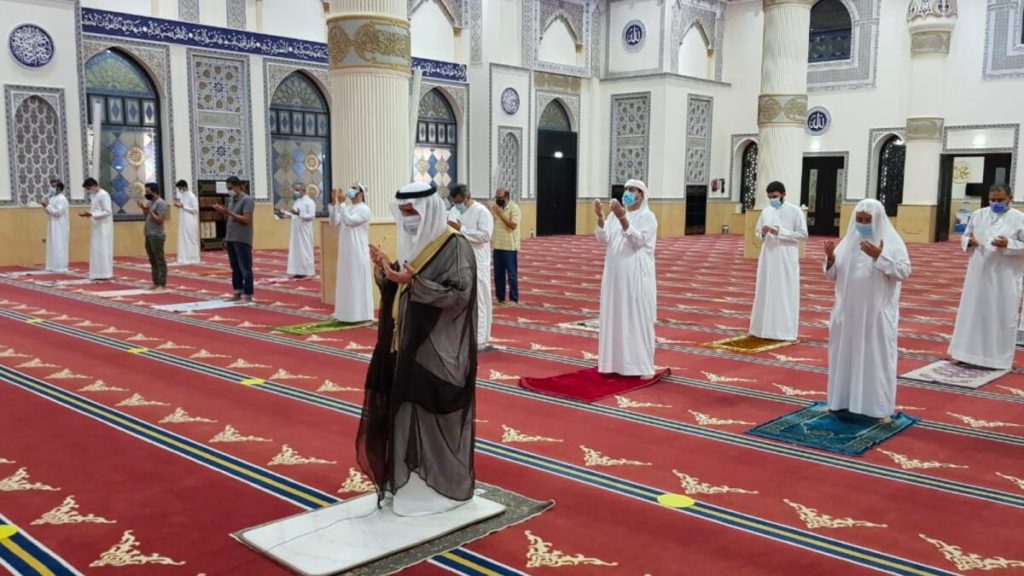 Muslims Follow Important Practices During Prayer Time