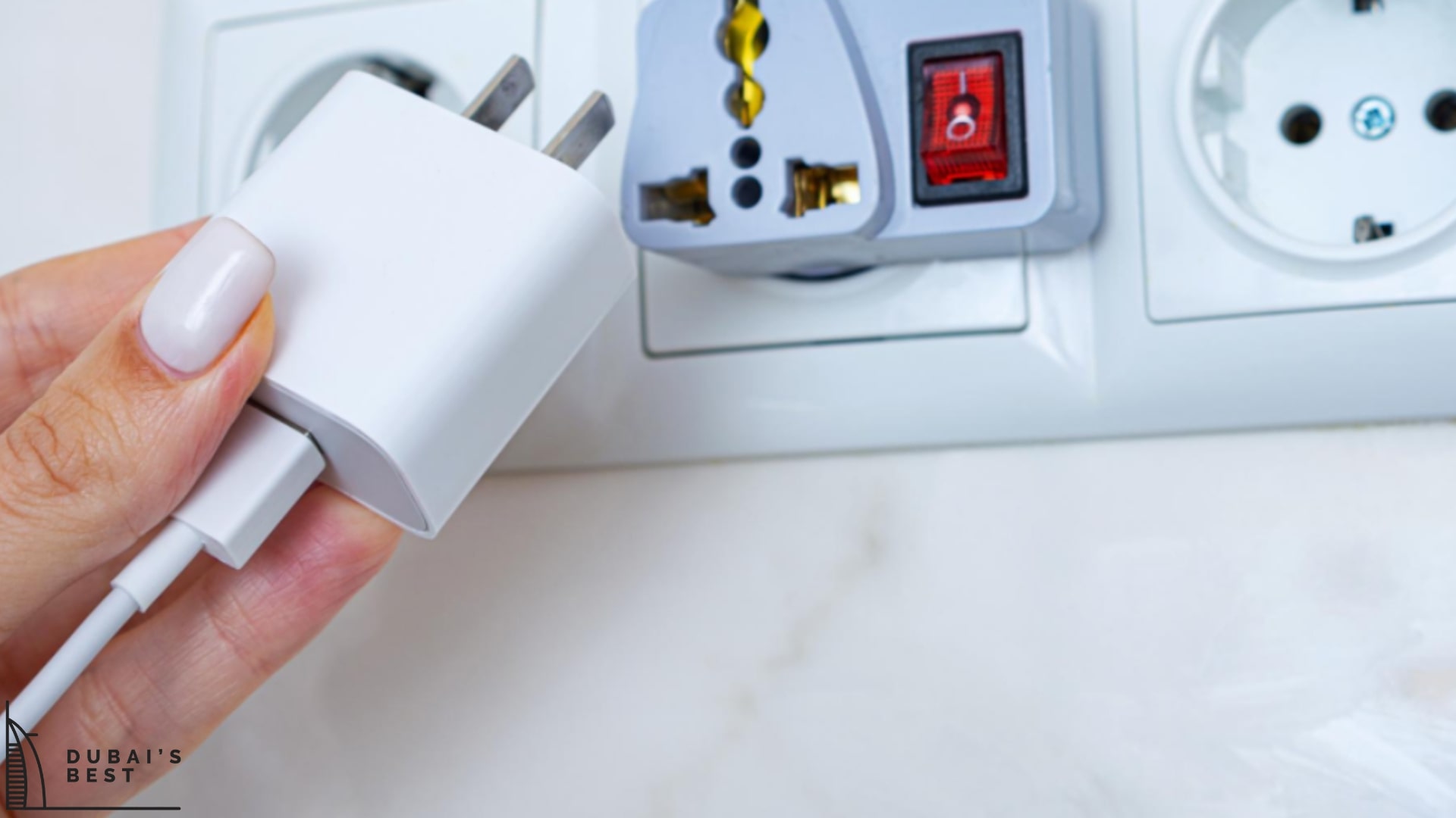 Power Outlets in Dubai: A Traveler's Guide [2025]