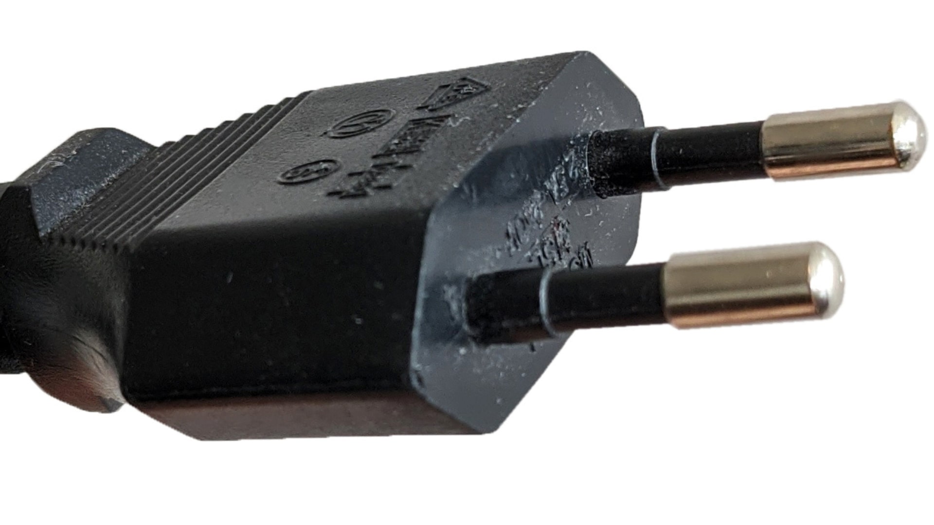 Power Outlets in Dubai: A Traveler's Guide [2026]