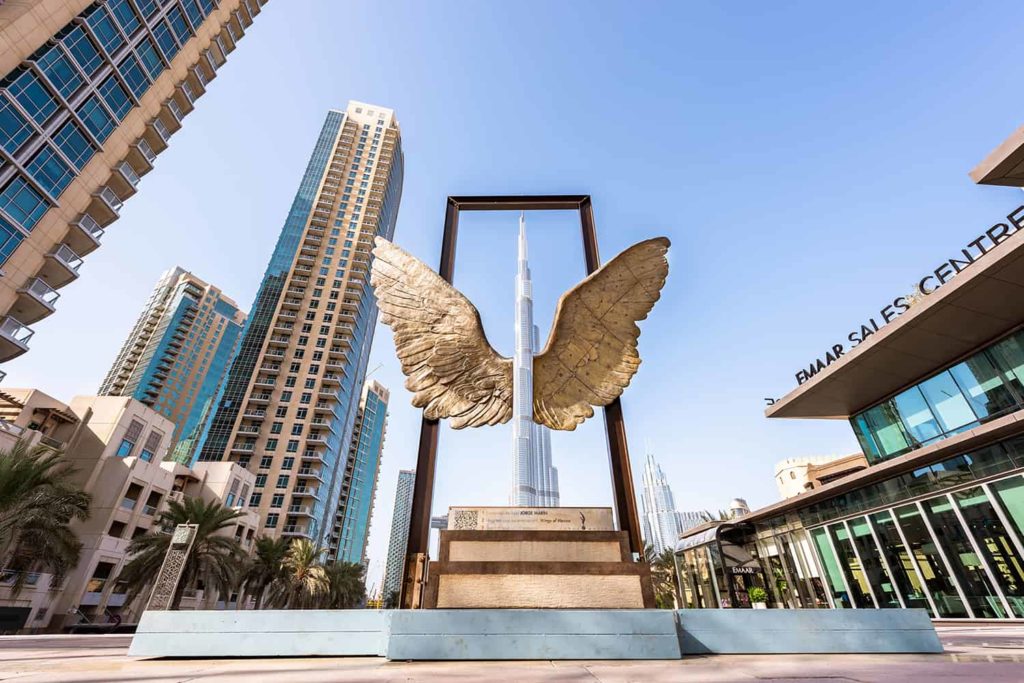 Take a Photo at the Wings of Mexico
